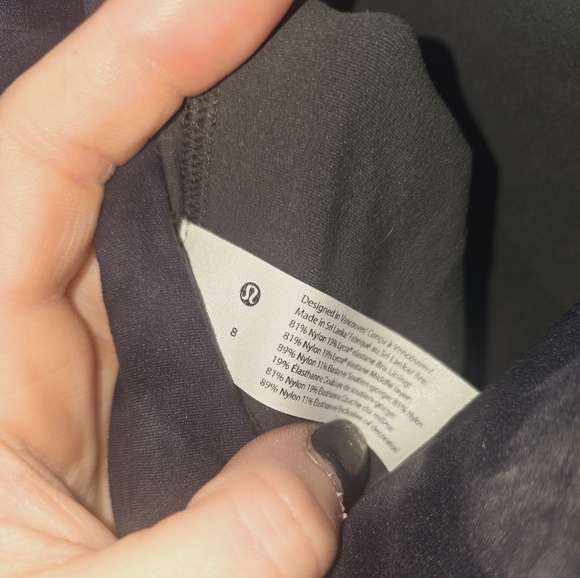 Lululemon Reversible bra Align - sz 8 - Picture 4 of 4